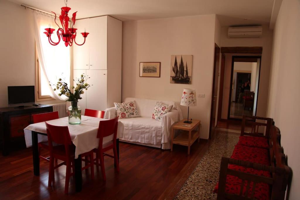 Ponte San Lorenzo Apartment Венеція Екстер'єр фото