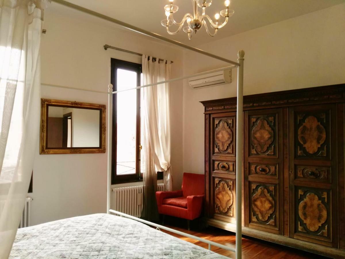 Ponte San Lorenzo Apartment Венеція Екстер'єр фото